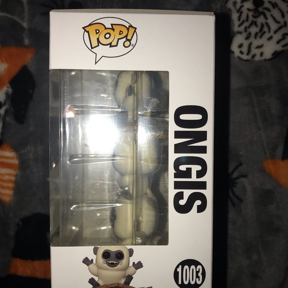 Raya and the Last Dragon Flocked Funko Pop - Picture 3 of 6